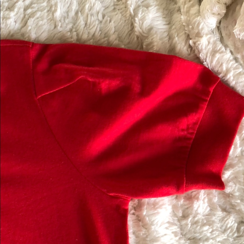 Red Top - Picture 2 of 3